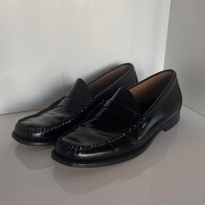 GH Bass Weejuns | Black Leather Loafers